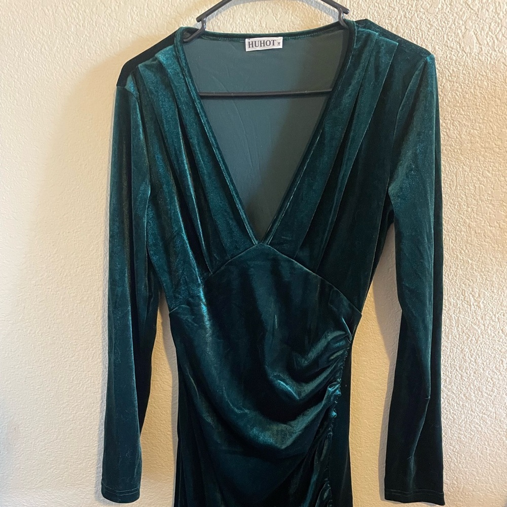 Women’s Dress Velvet Knee Length Dress